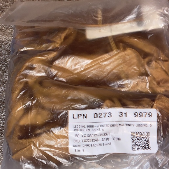 NWT HIGH-WAISTED SHINE MATERNITY LEGGINGS IN DARK BRONZE SIZE S - Picture 4 of 4
